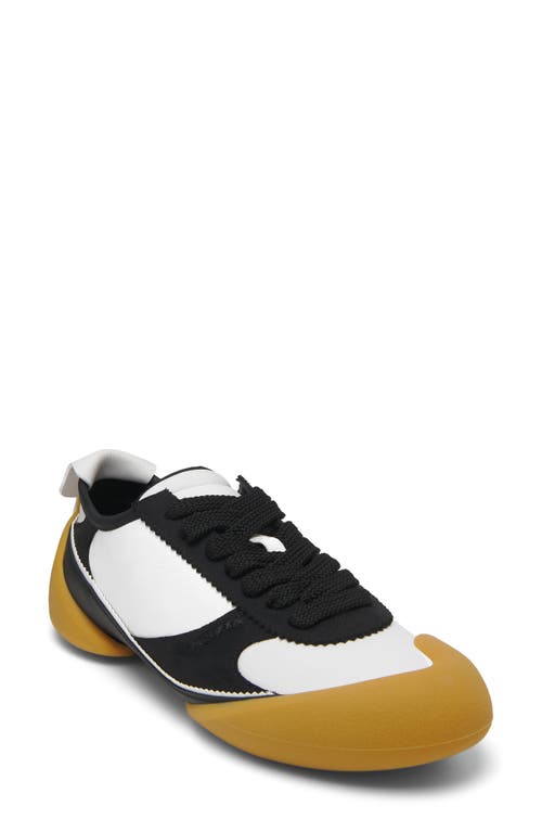 Alexander Mcqueen Mcqueen Flexion Sneaker In White/black
