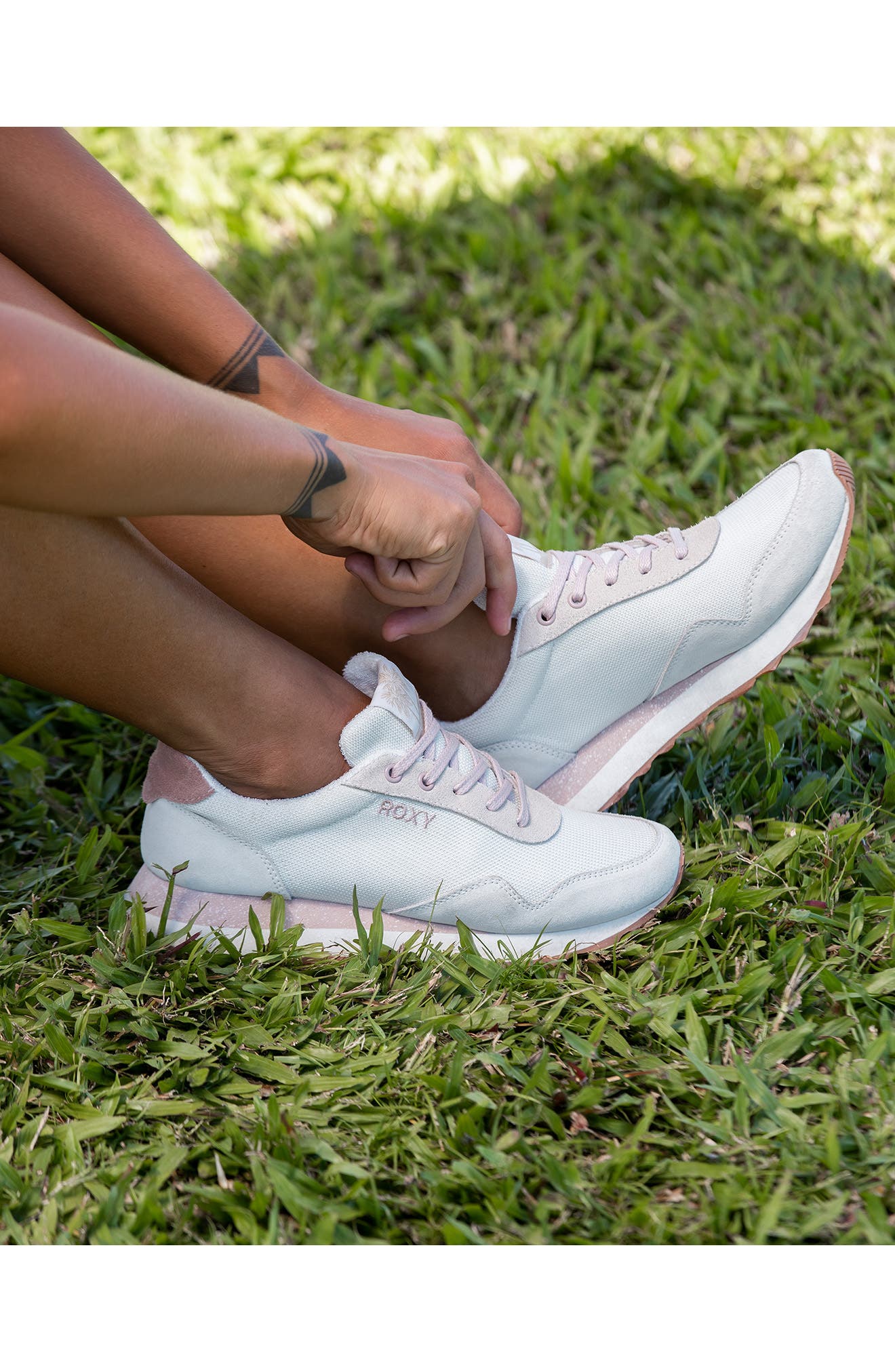 Roxy Addisyn Sneaker, Alternate, color, Brown/ Tan