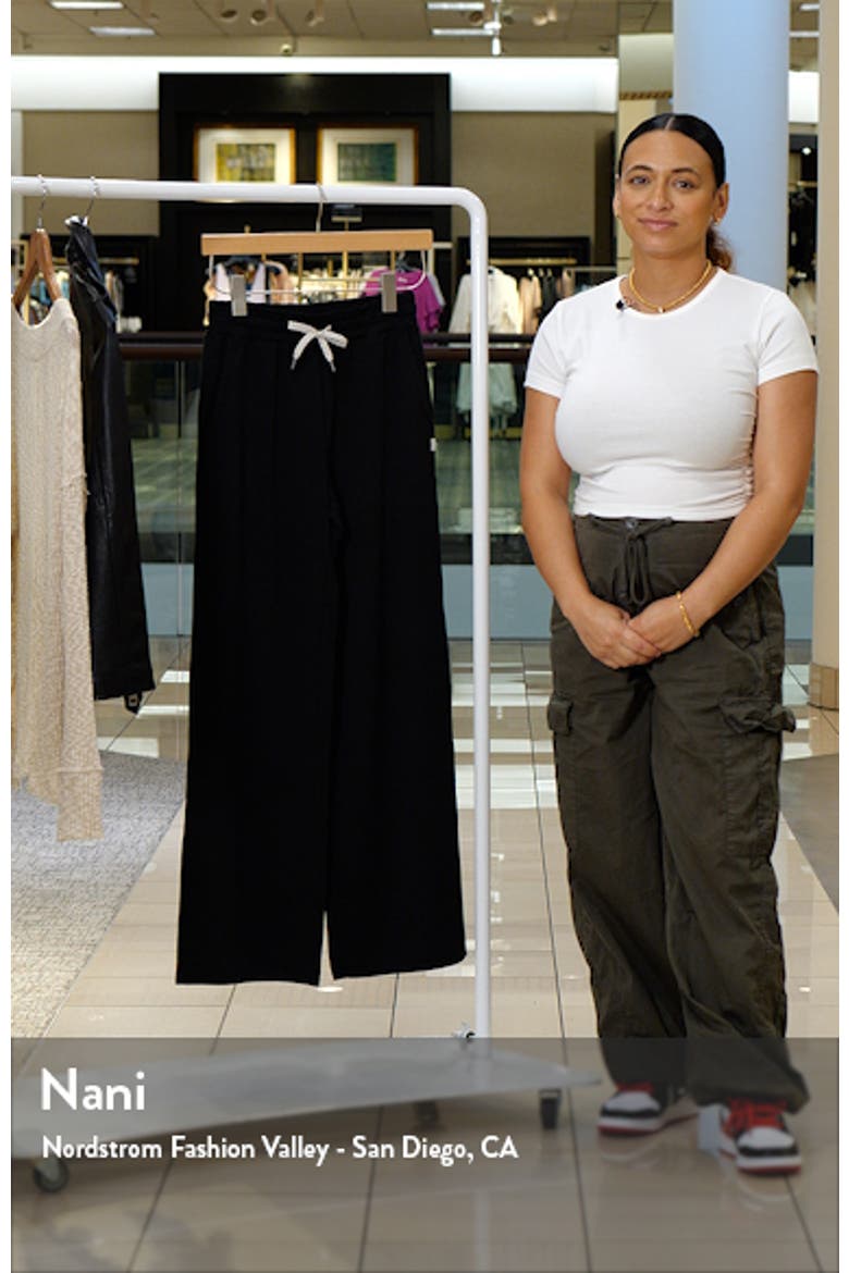 Halo Essential Wide Leg Sweatpants video