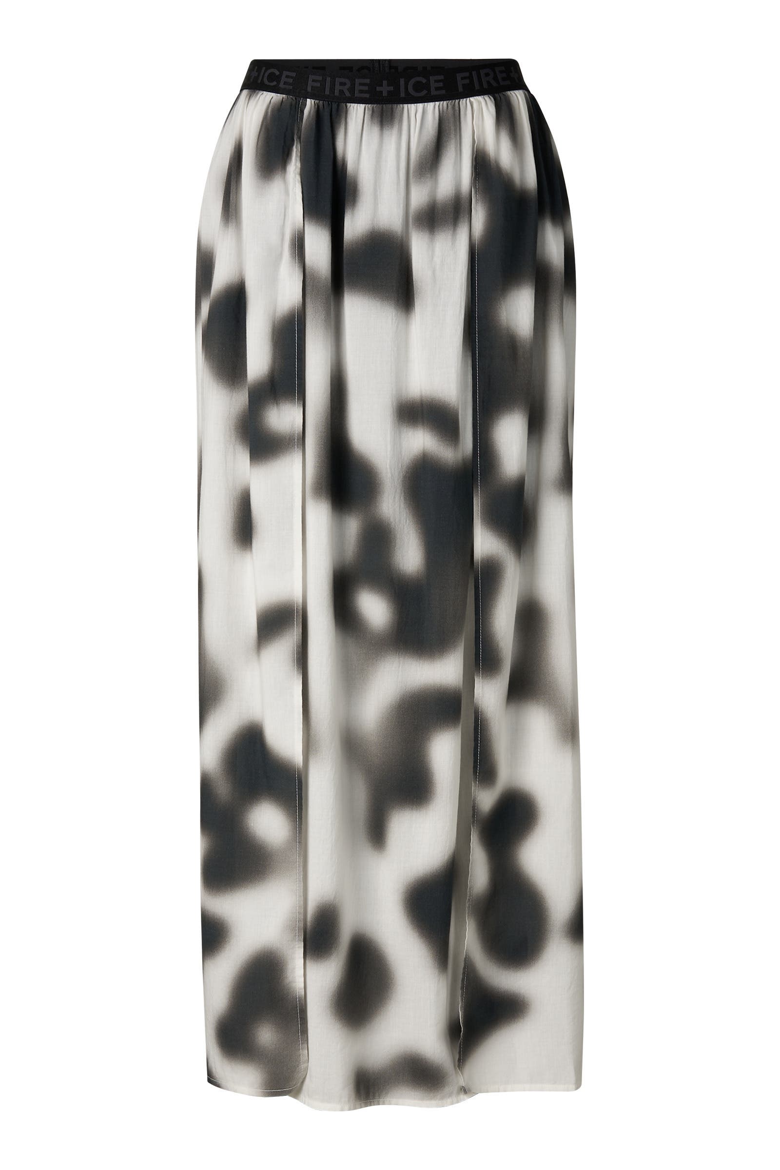 selected Black/white