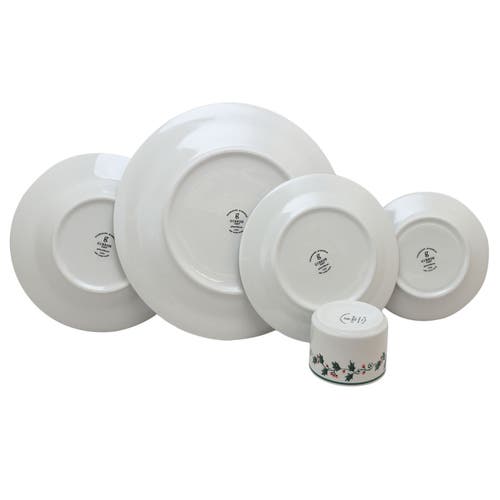 Gibson Home 20 Piece Ceramic Christmas Tree Trimming Dinnerware Set In White