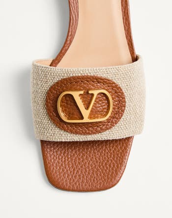 サンダル Valentino Garavani Vlogo Signature' Slides Valentino Garavani VLogo Signature Woven Raffia Slide