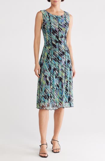 Connected Apparel Vertical Seam Mesh Midi Dress In Seafoam