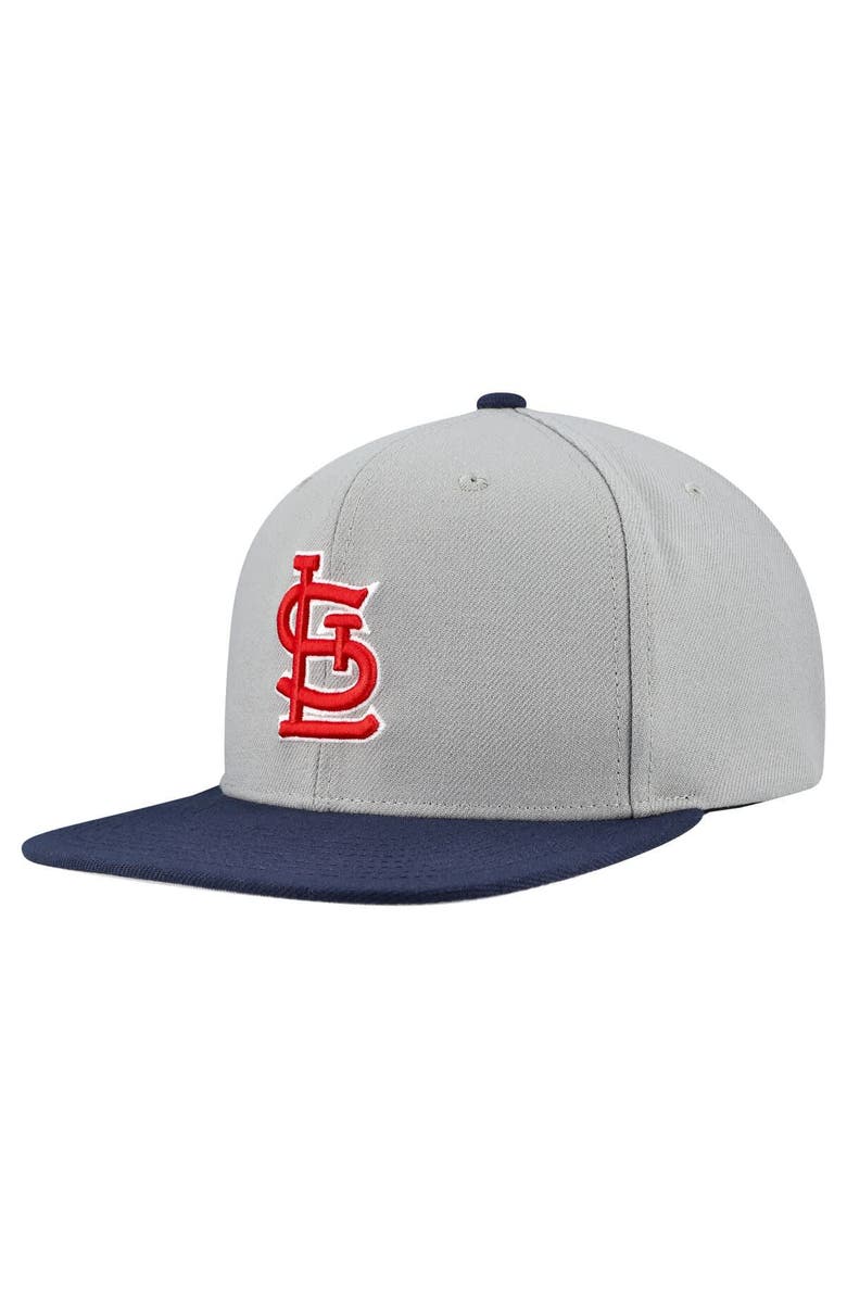 Mitchell & Ness Men's Mitchell & Ness Gray St. Louis Cardinals Cooperstown Collection Basic Flip Snapback Hat, Main, color, Gray