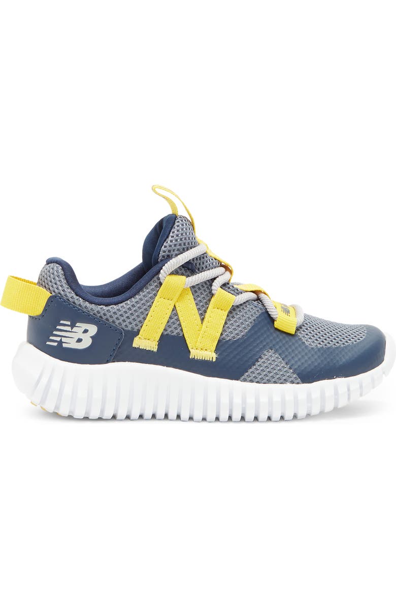 New Balance Kids' Playgruv V2 Bungee Sneaker, Alternate, color,