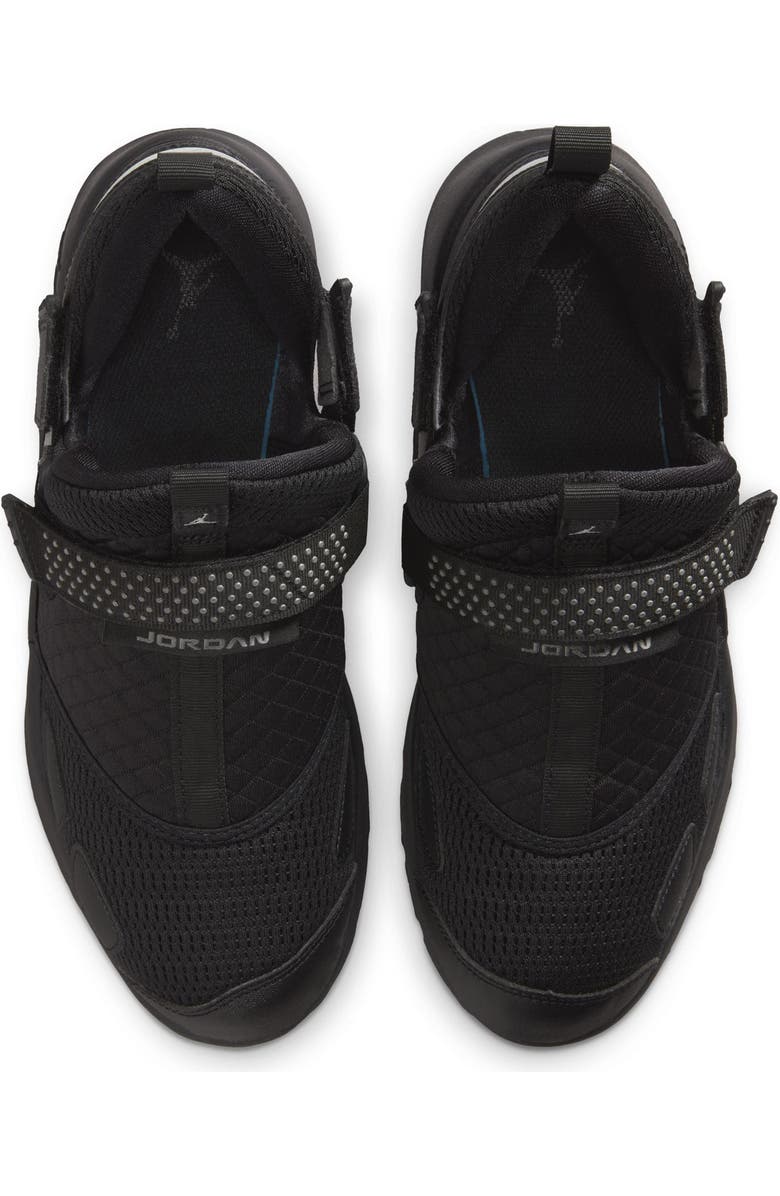 Nike Trunner LX Sneaker, Alternate, color,
