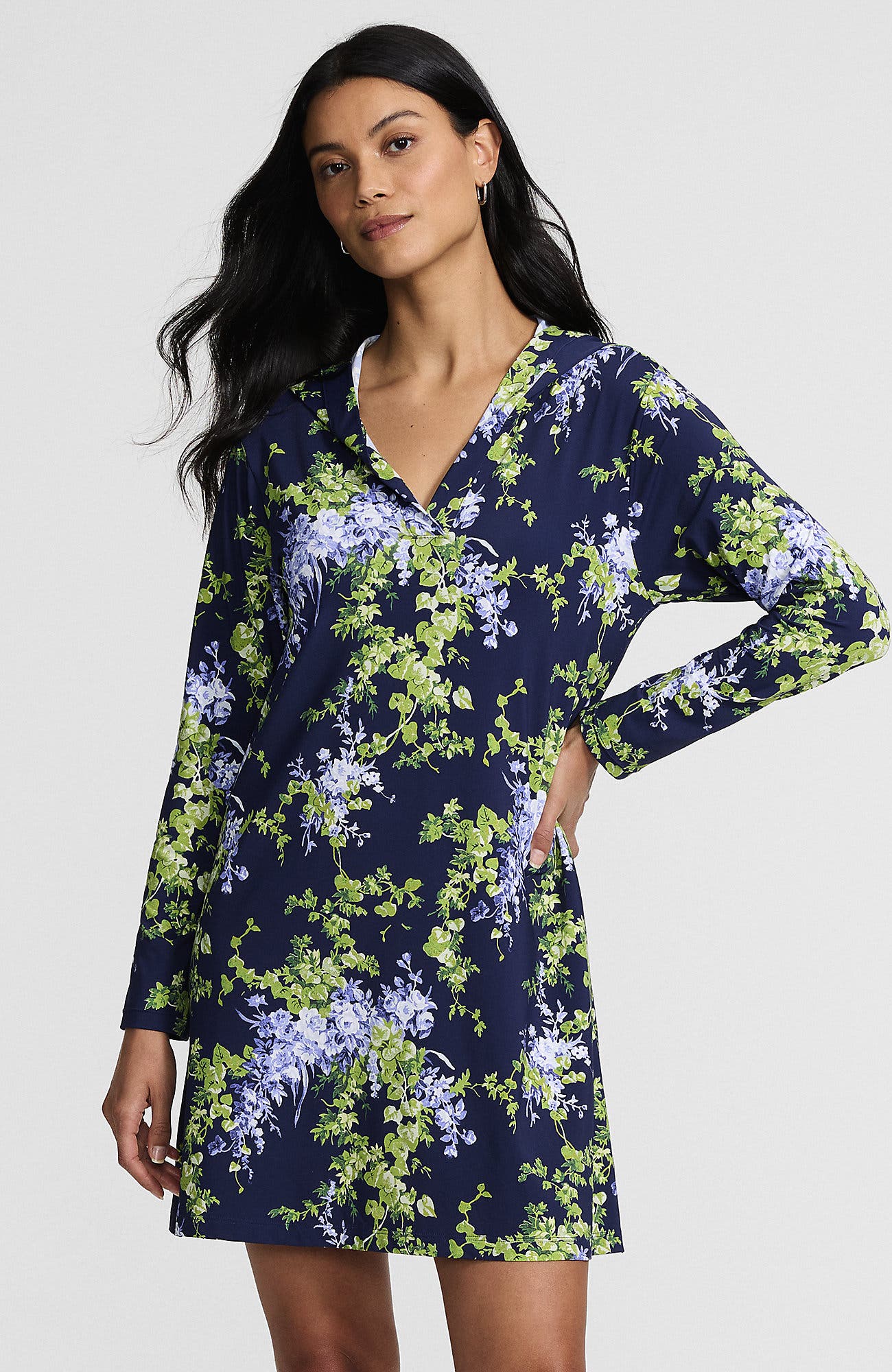 selected Navy/White Blooms