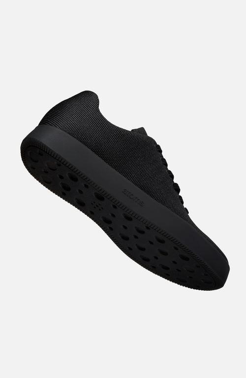 Atoms Model 001 Sneakers In Black