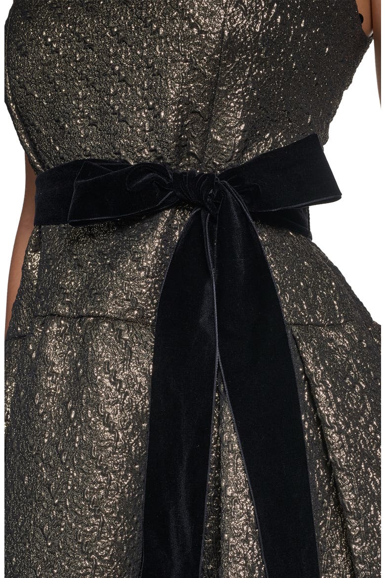 Velvet Bow Metallic Jacquard Sleeveless Cocktail Dress, Alternate, color, GOLD