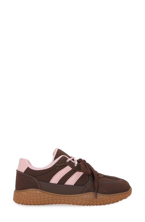Berness Double Lace Sneaker In Brown