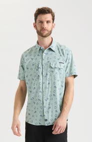 Salt Life Crustacean Life Woven Short Sleeve Shirt