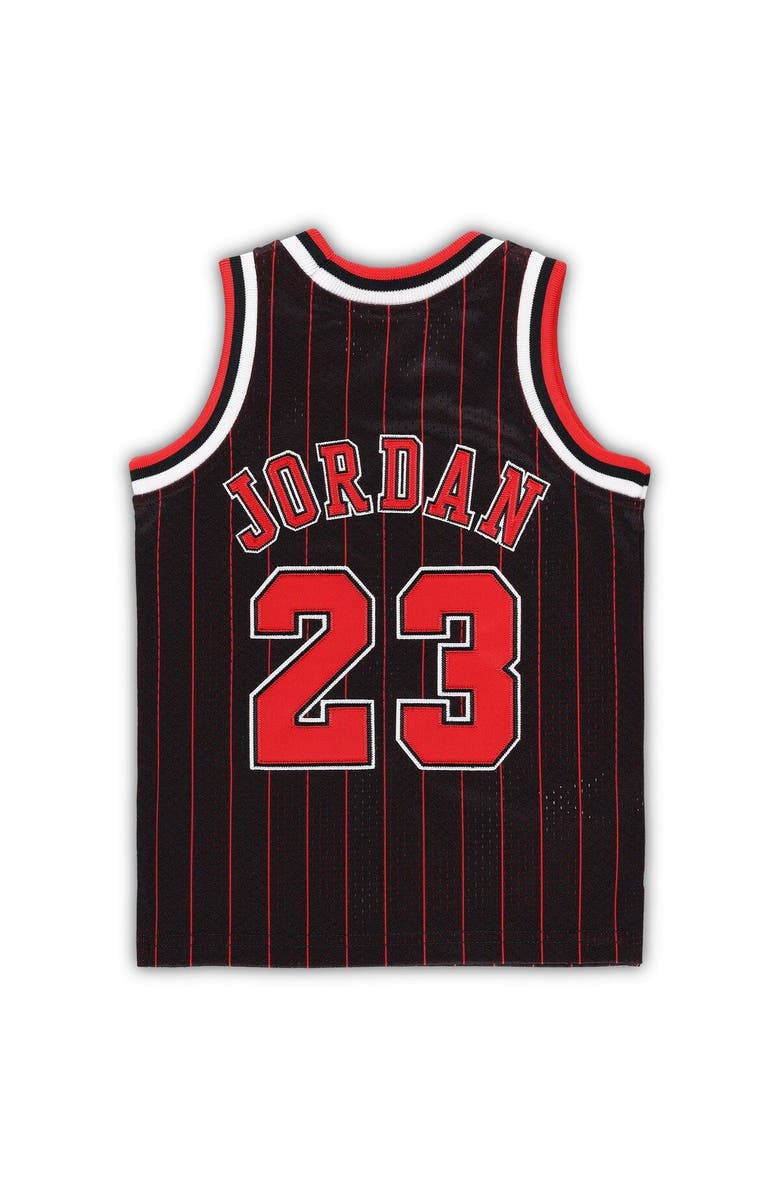 Mitchell & Ness Infant Mitchell & Ness Michael Jordan Black Chicago Bulls 1996/97 Hardwood Classics Authentic Jersey, Alternate, color, Black