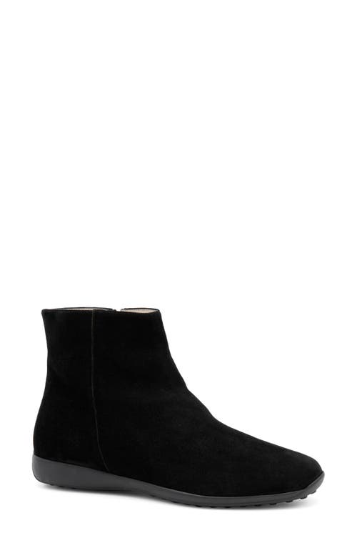 Amalfi By Rangoni Jade Bootie In Black