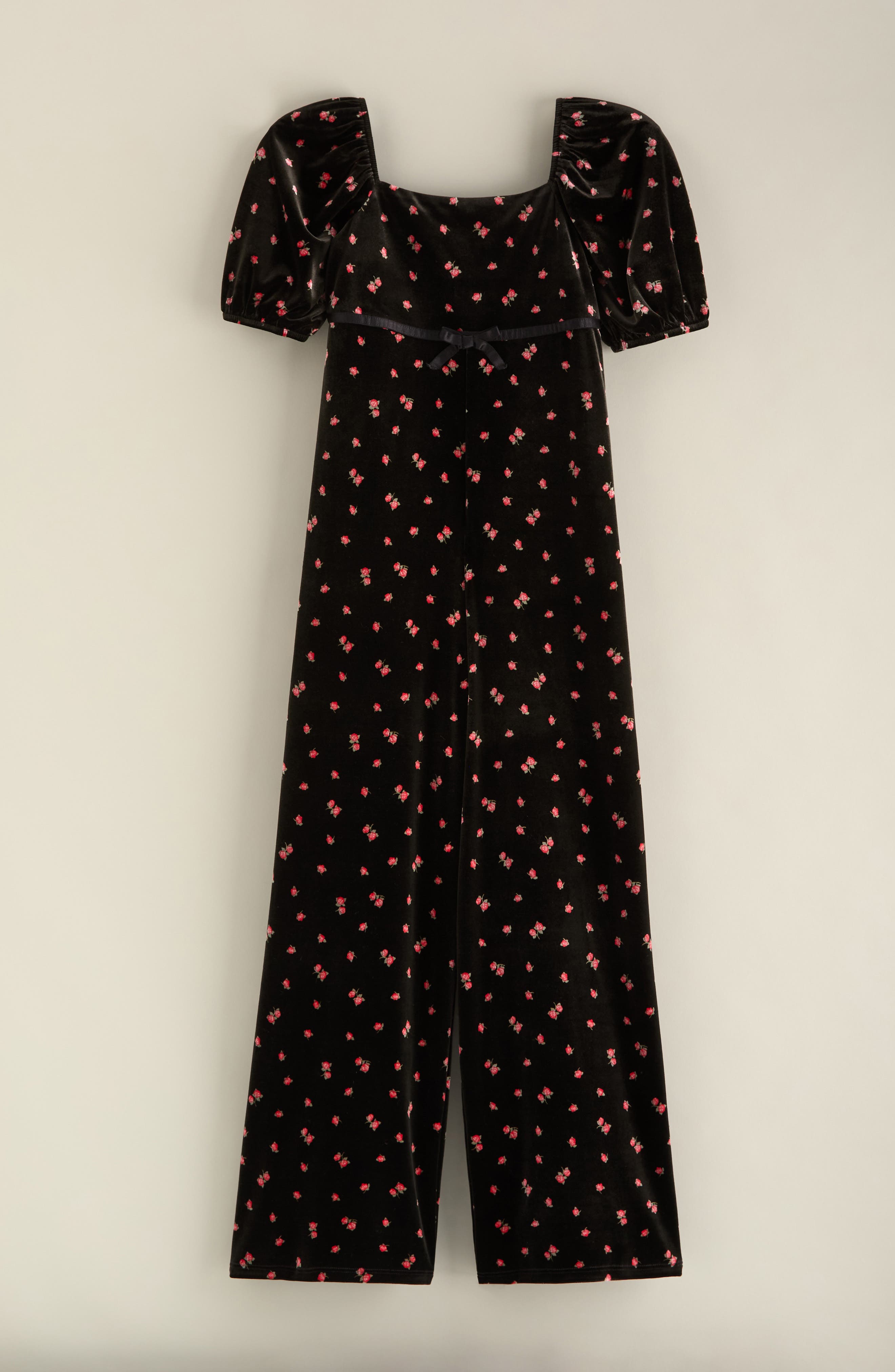 selected BLACK RED MILA ROSE