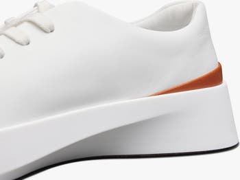 Cruse Low Top Sneaker