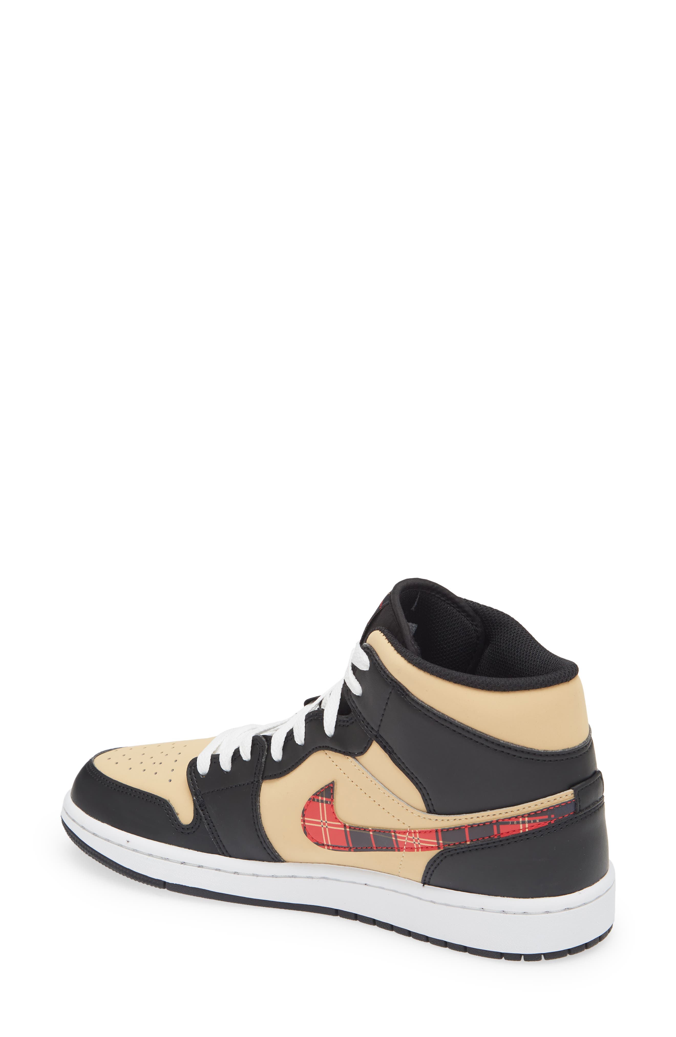 Jordan Air Jordan 1 Mid SE Basketball Sneaker, Alternate, color, 