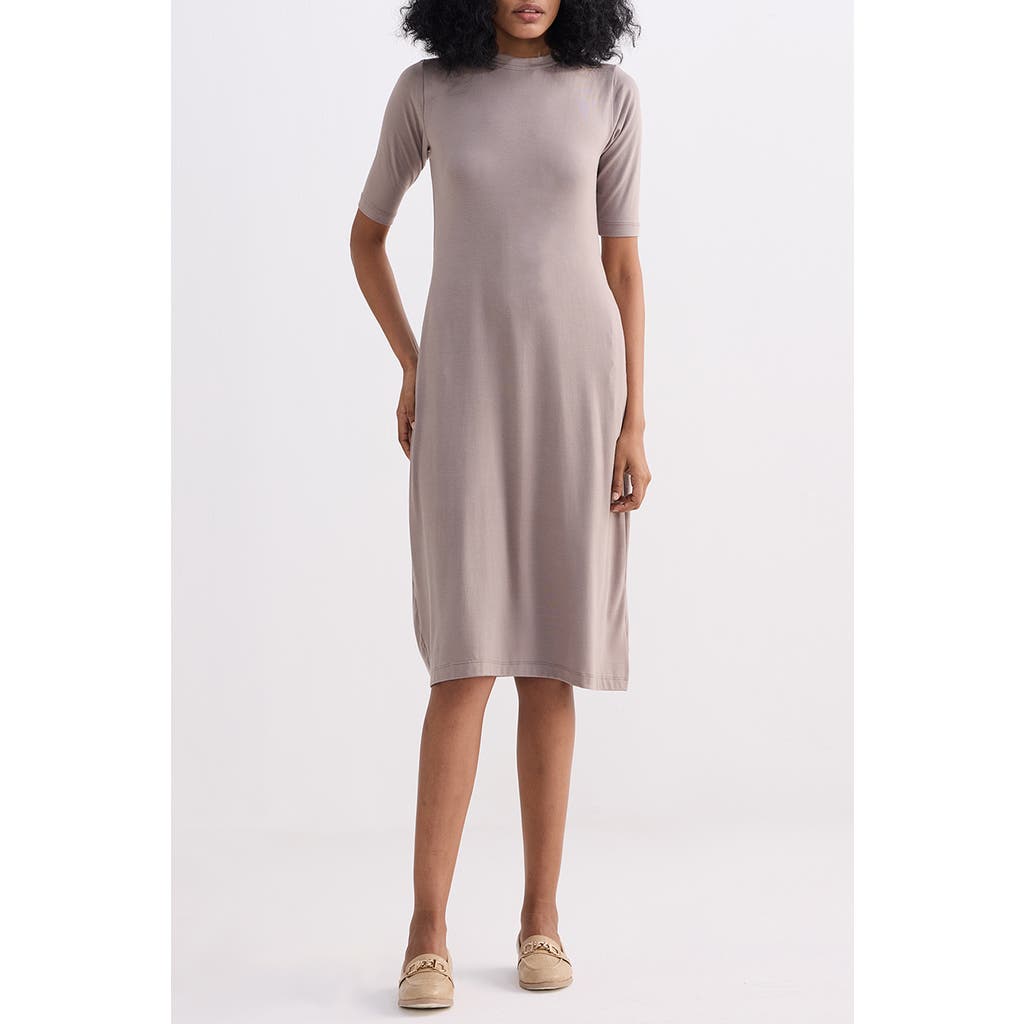 Reistor High Crew Neck Fitted Dress With Elbow Sleeves In Pink