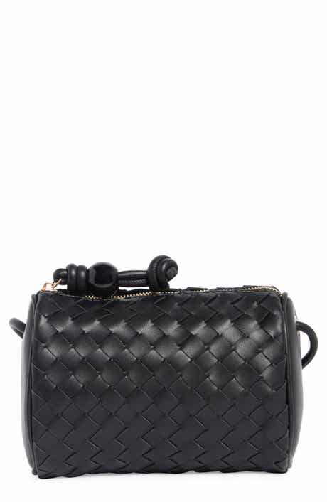 URBAN EXPRESSIONS HANDBAGS Woven Faux Leather Crossbody Bag