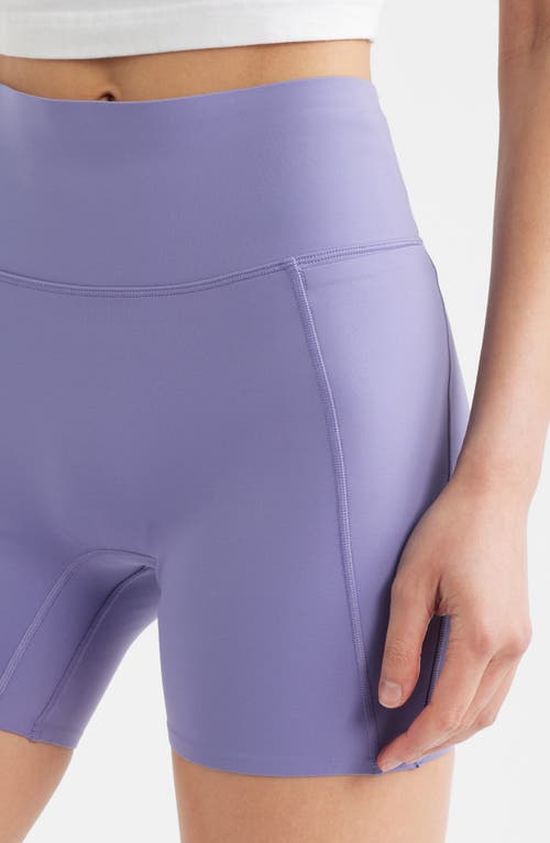 Nike Universa Medium-support High-waisted 5-inch Pocket Biker Shorts