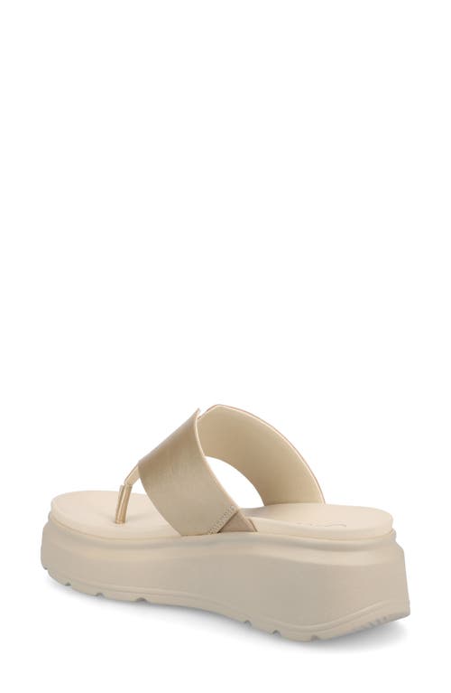 Journee Collection Carah Platform Wedge Sandal In Champagne