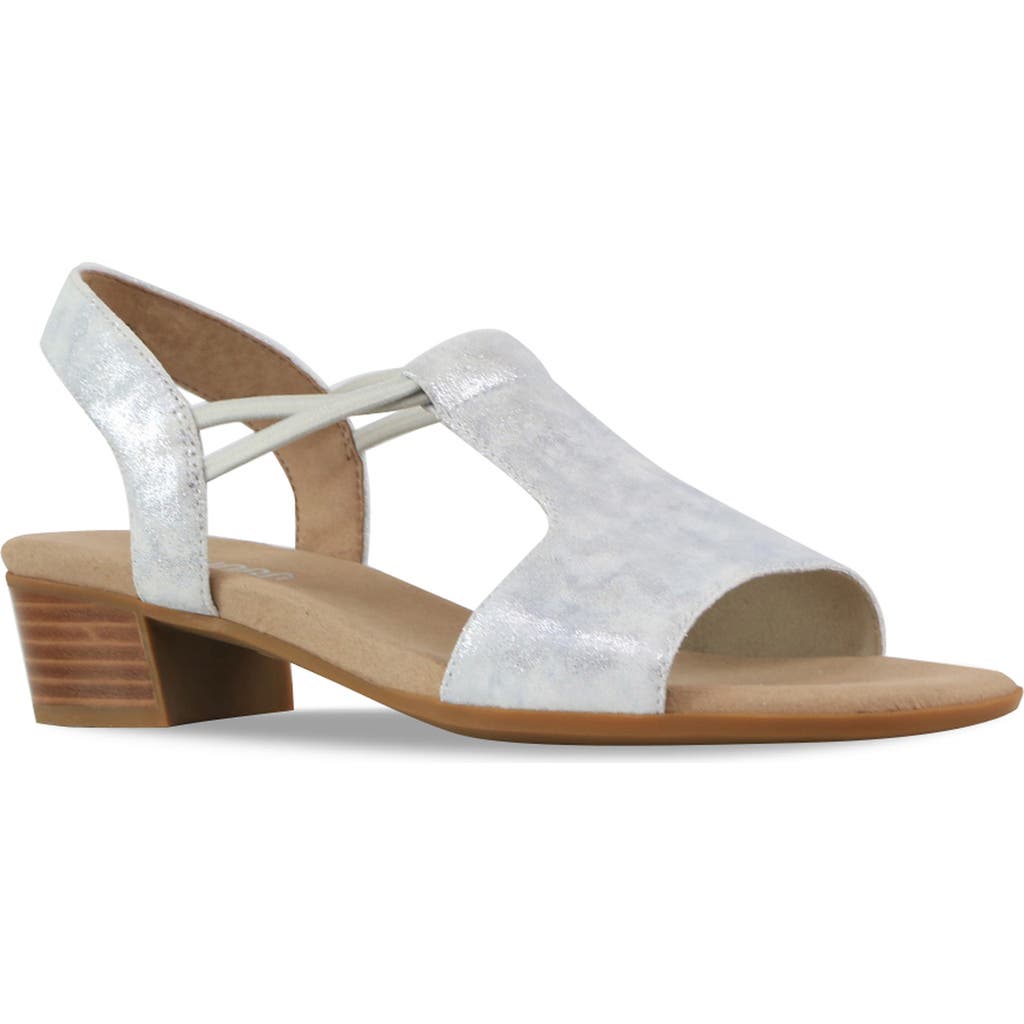 Munro Susan T-strap Sandal