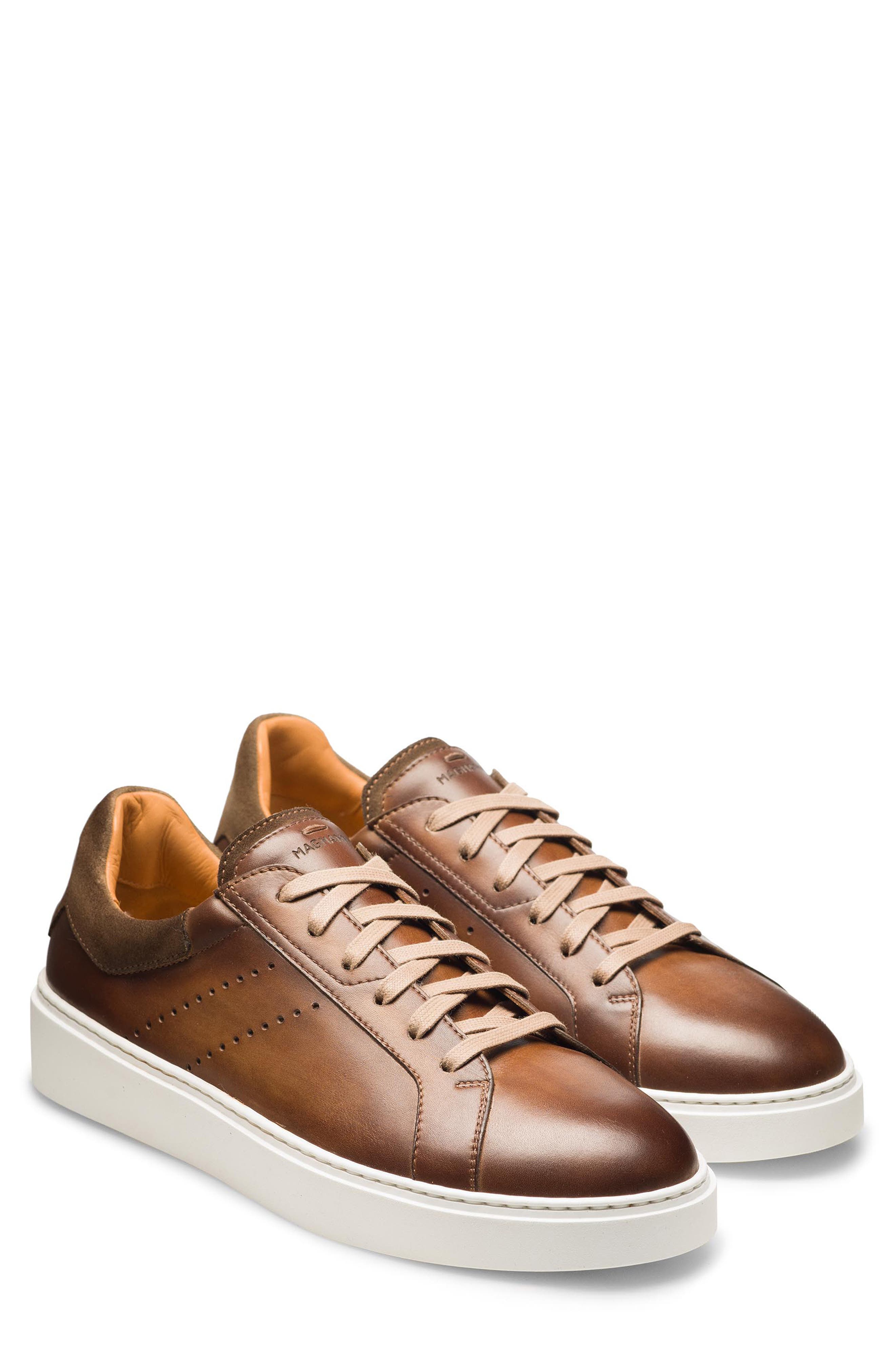 WHITE/ BROWN