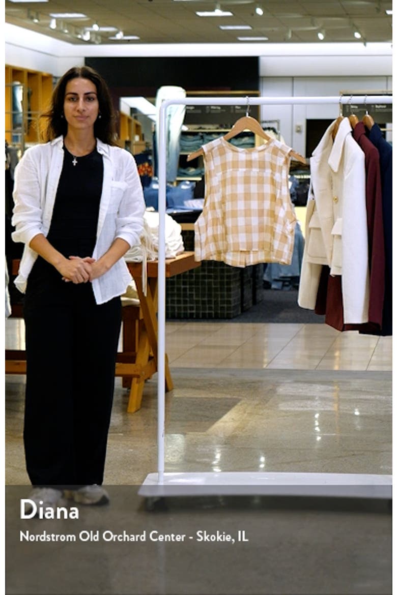 Jemmy Button Back Crop Shell video