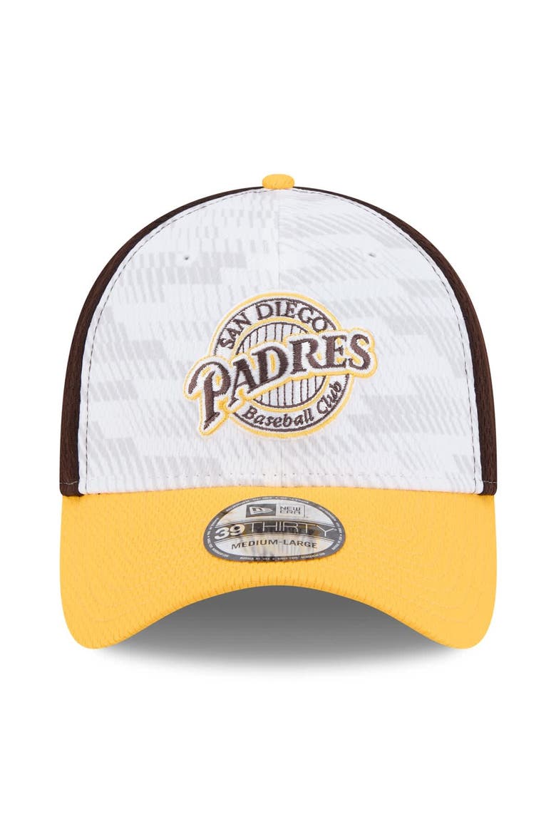 Men's New Era Brown/Gold San Diego Padres 2025 MLB Clubhouse 39THIRTY Flex Hat, Alternate, color, Brown