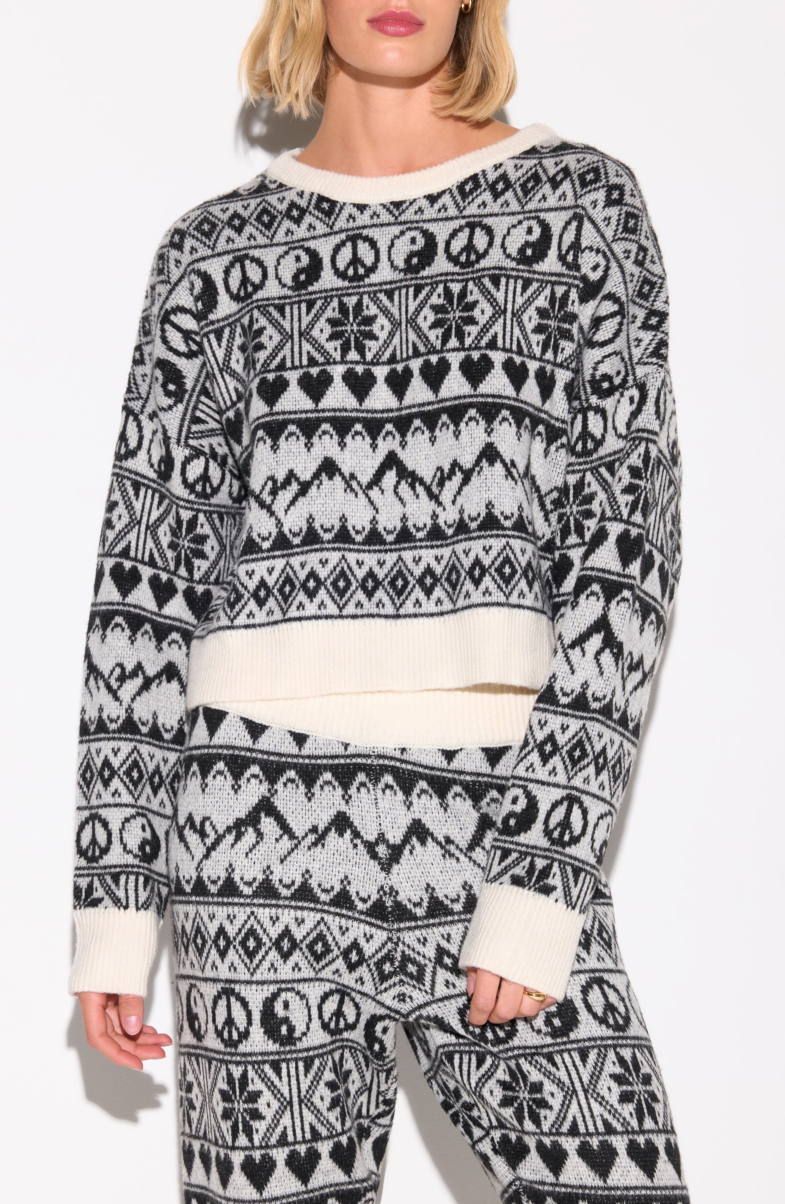 selected WINTER WHITE
