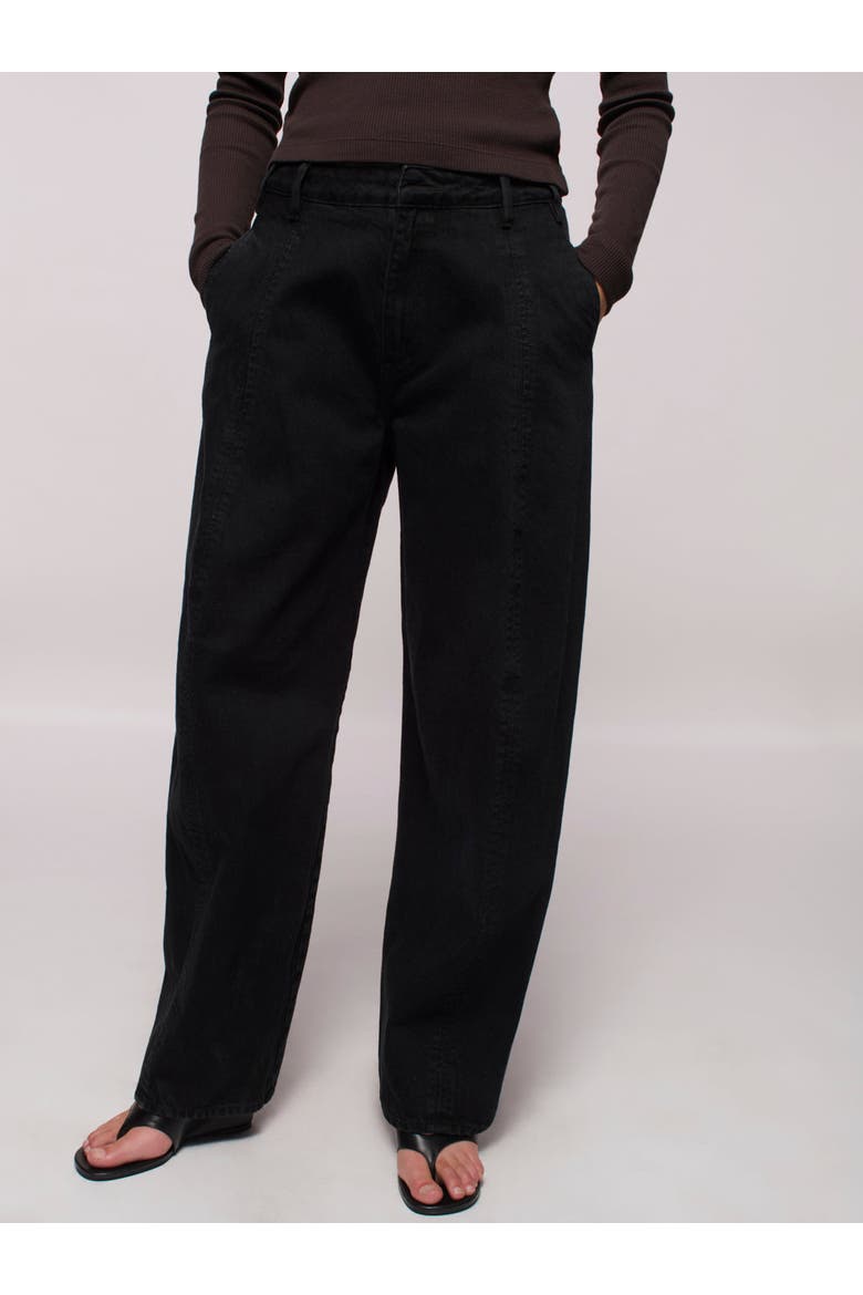 Curve Jean, Alternate, color, One Year Black