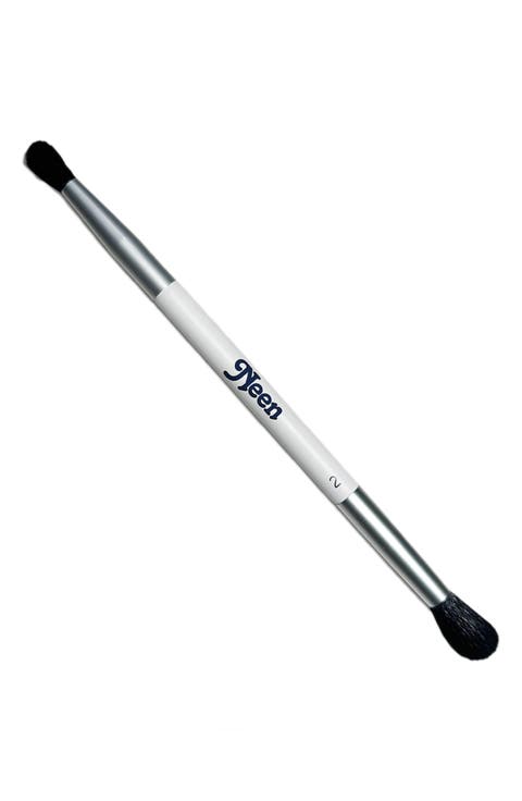 Dual-Ended Fluffy Eyeshadow Brush