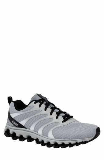 Tubes 220 Running Shoe