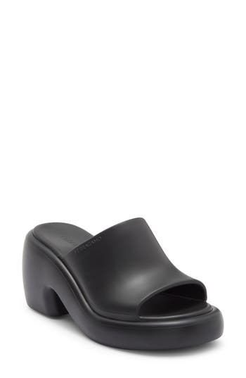 Ferragamo Deva Platform Slide Sandal In Black