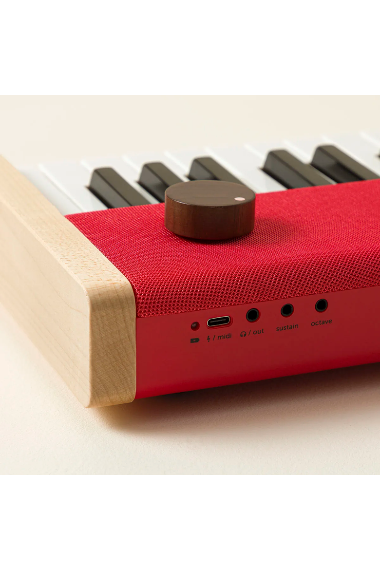Mini Maestro Portable Digital Learning Piano by Loog Guitars, LLC, Alternate, color, Multi
