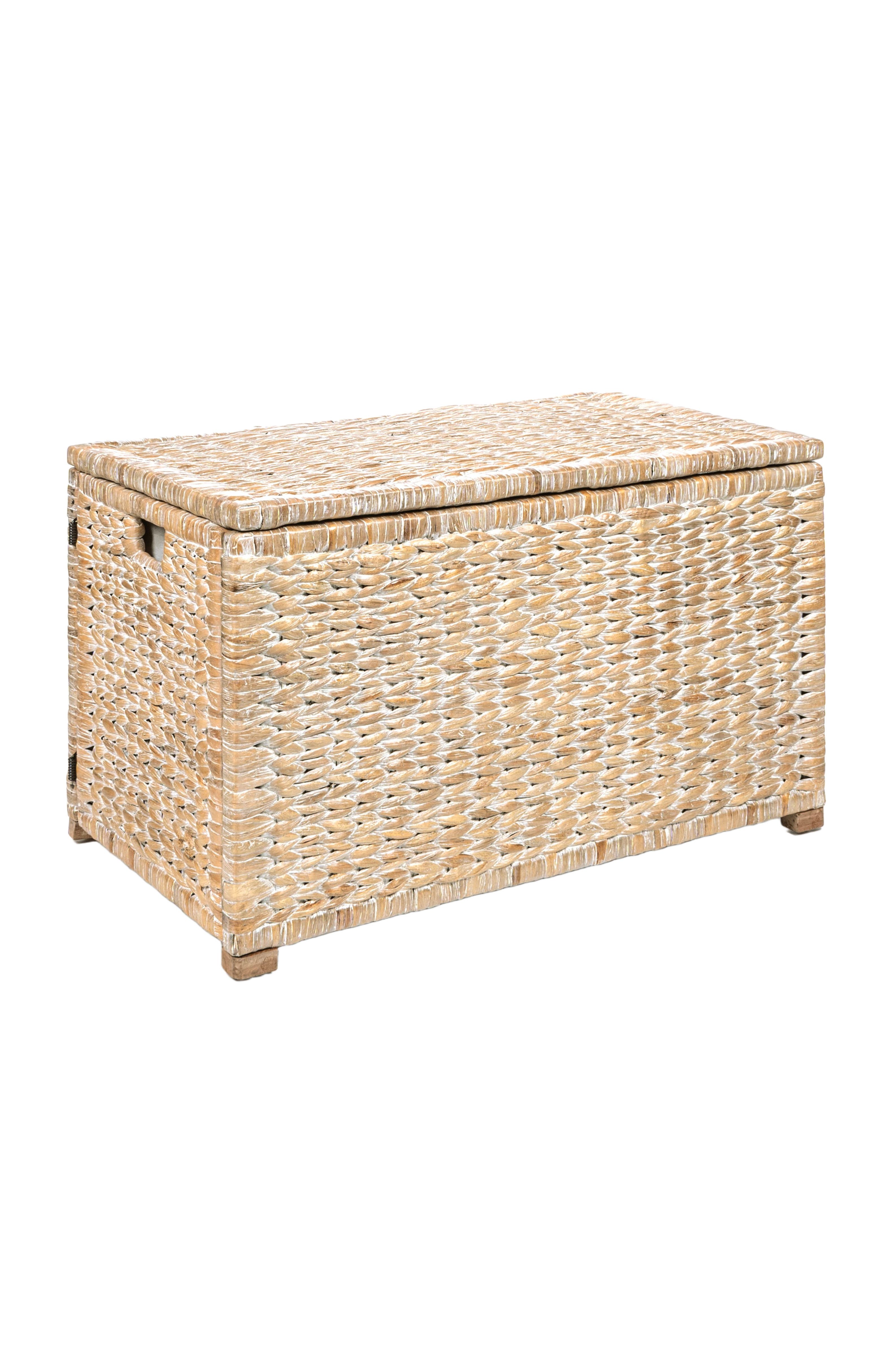 HAPPIMESS Anada Handwoven Wicker Weave Storage Trunk in White Wash 