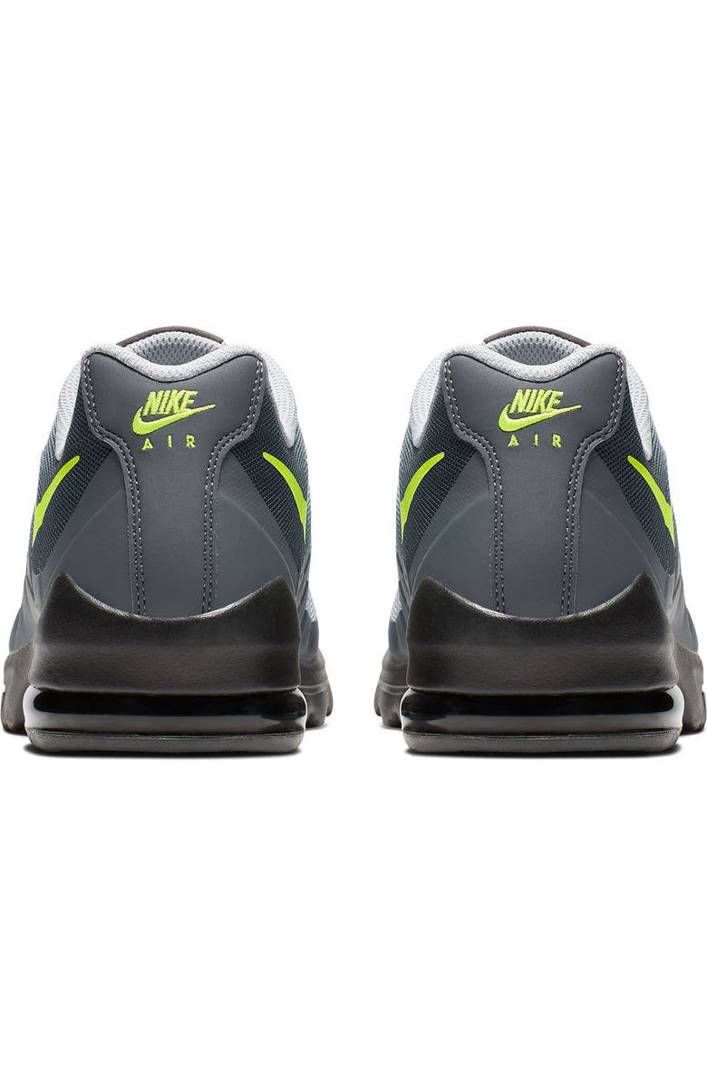 Nike Air Max Invigor Sneaker, Alternate, color, Black/ Cool Grey