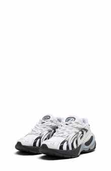 PUMA Inverse Generate Sneaker