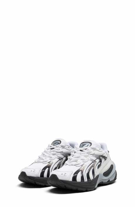 PUMA Inverse Generate Sneaker