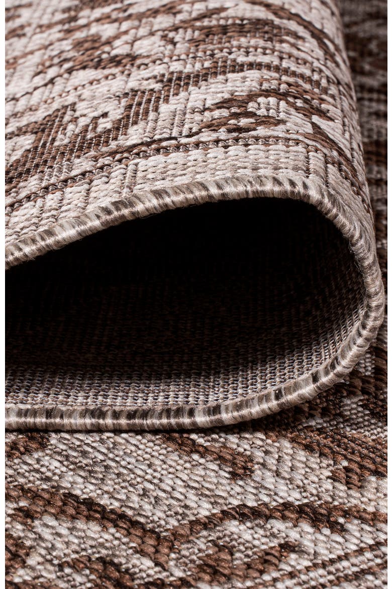 Jerash Ornate Medallion Indoor/Outdoor Area Rug, Alternate, color, Brown/Beige
