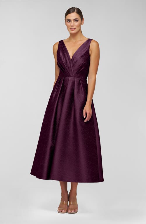 Kay Unger Olivia Sleeveless Cocktail Dress In Purple