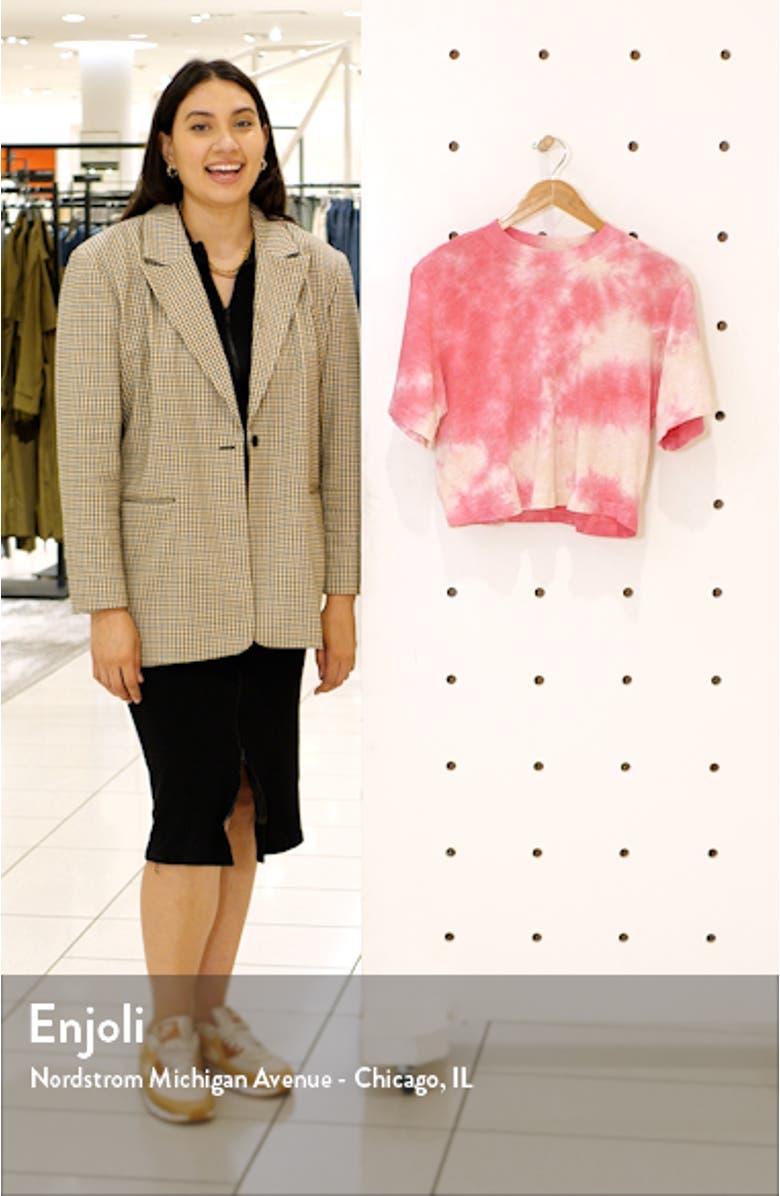 Tokyo Crop Tee, sales video thumbnail