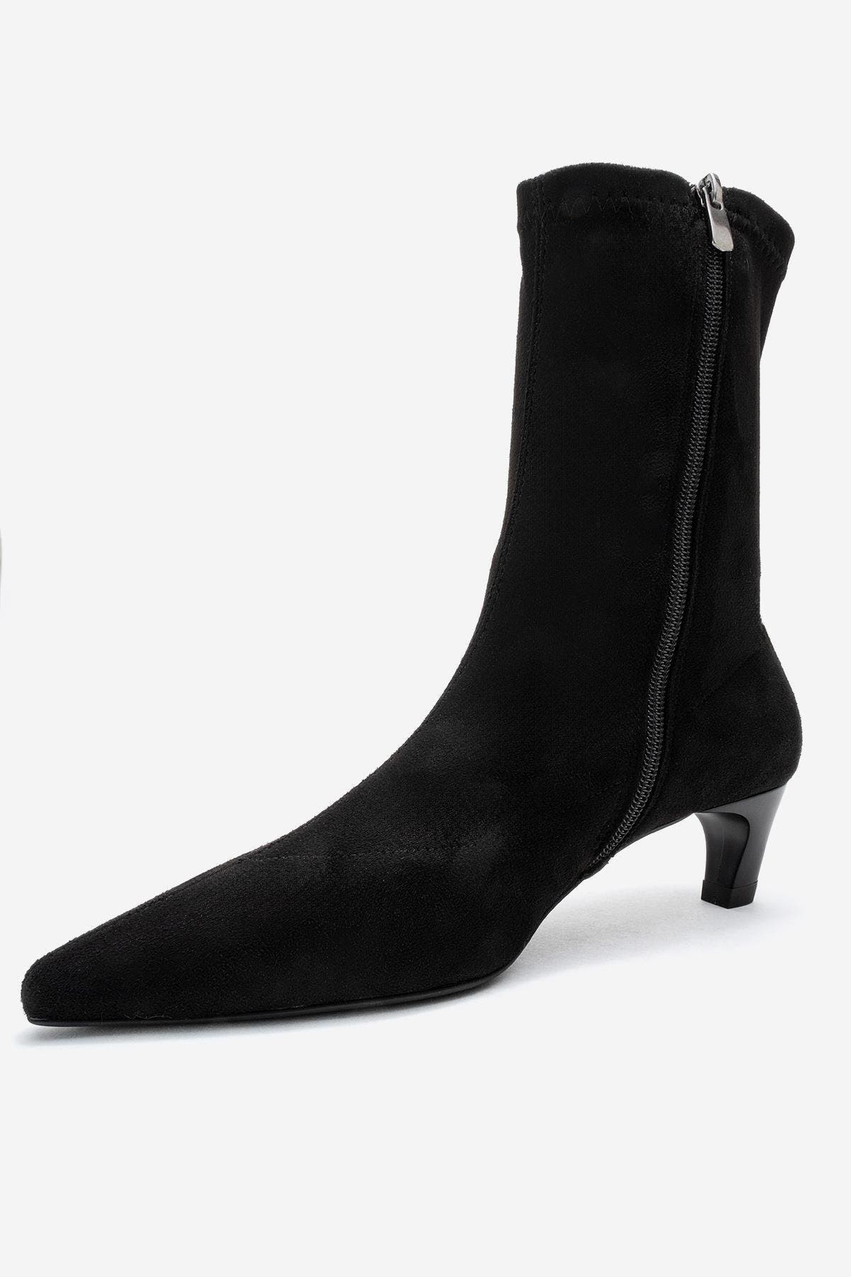 Prologue Shoes Alora Kitten Heel Boot, Alternate, color, Black Suede