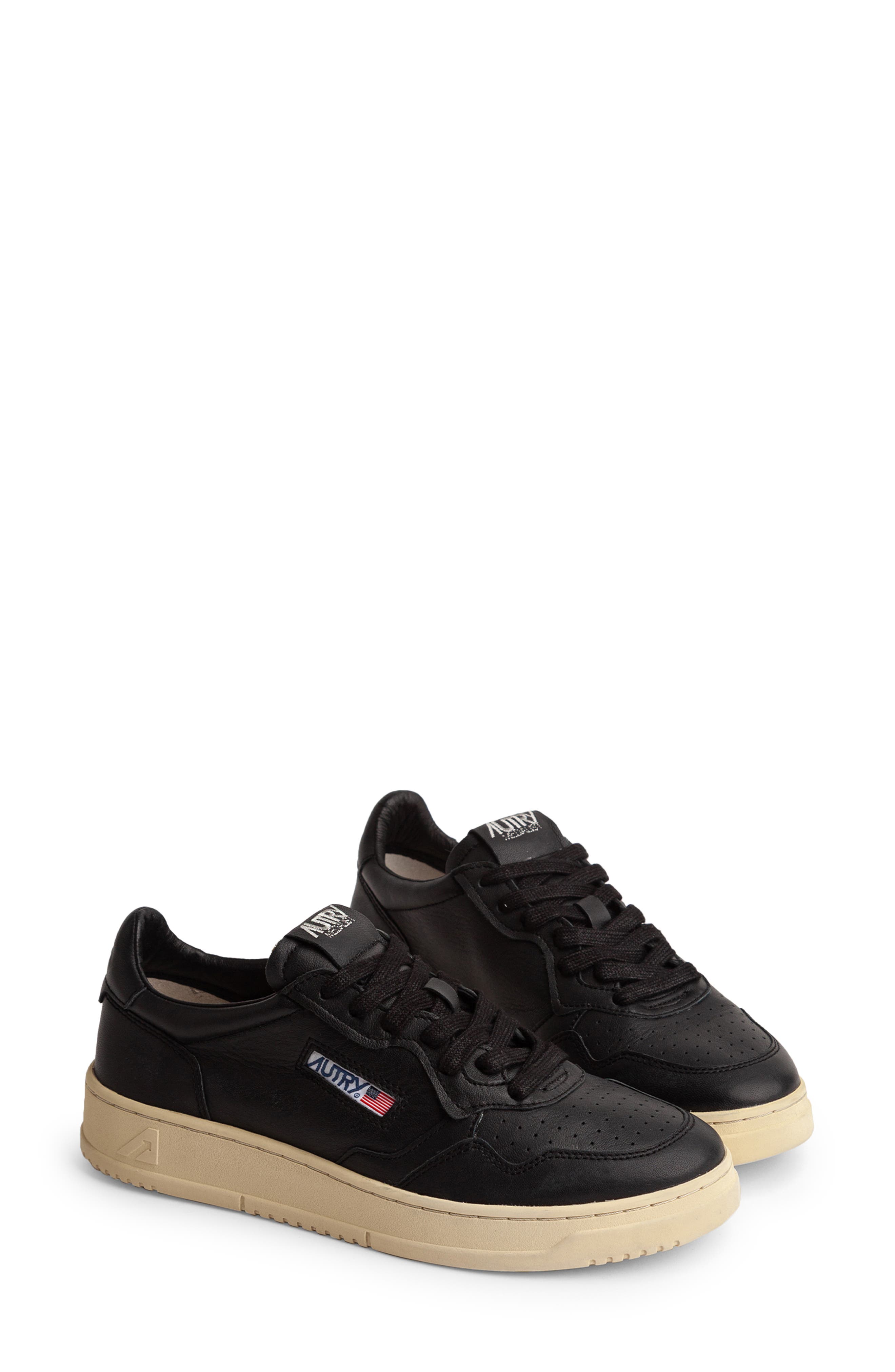 AUTRY Medalist Low Sneaker, Alternate, color, Black