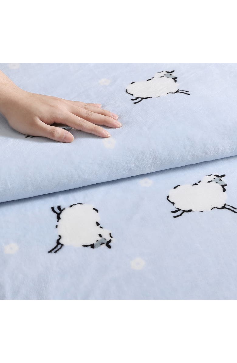 POPPY AND FRITZ Plush Flannel Brushed Fleece Throw Blanket, Alternate, color, Light Pastel Blue