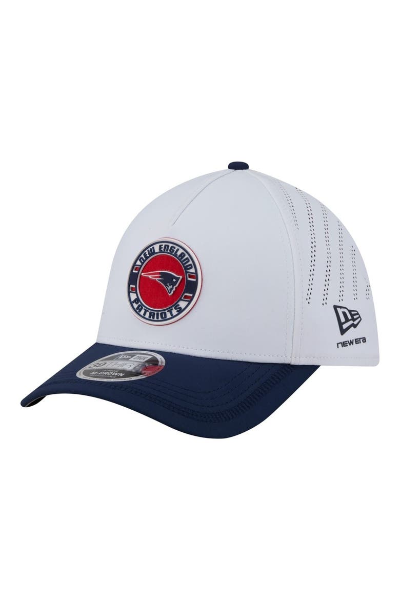 Men's New Era White/Navy New England Patriots Patch 39THIRTY A-Frame M-Crown Perforated Flex Hat, Main, color, White