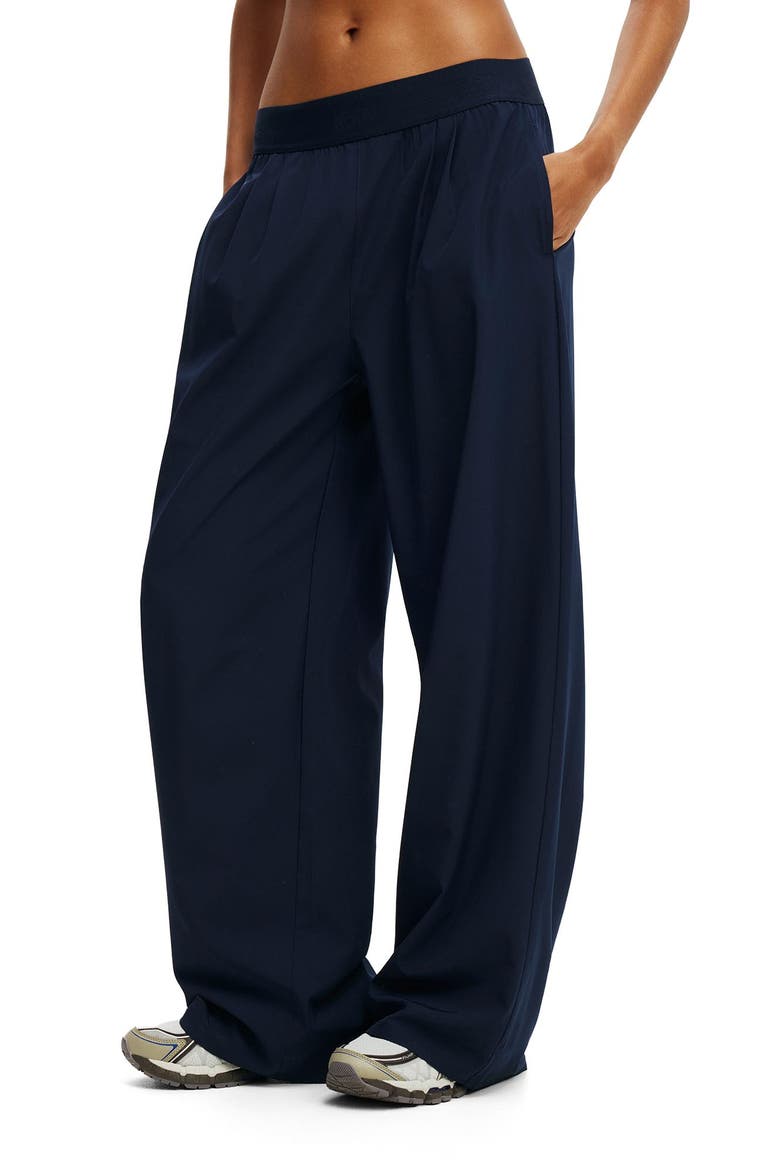 Women's Active Studio Woven Elastic Pant, Alternate, color, Prep Sport Navy