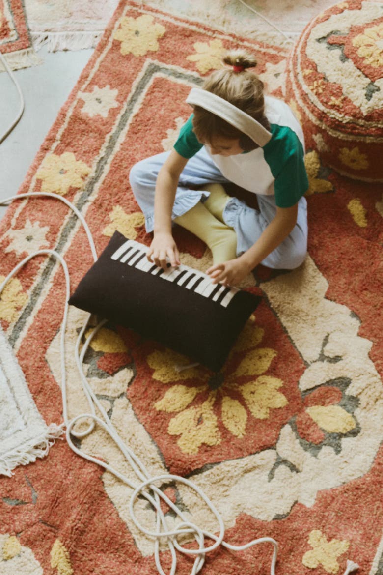 Cushion Piano, Alternate, color, Black, Natural