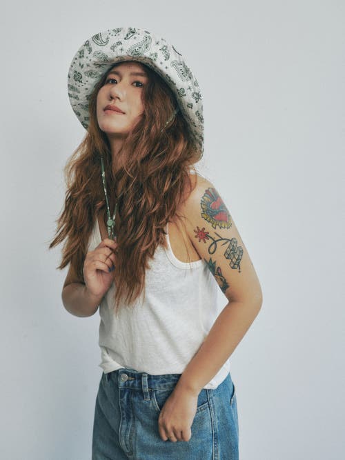 Lost Pattern Nyc "paisley" Cotton Reversible Sun Hat In Green