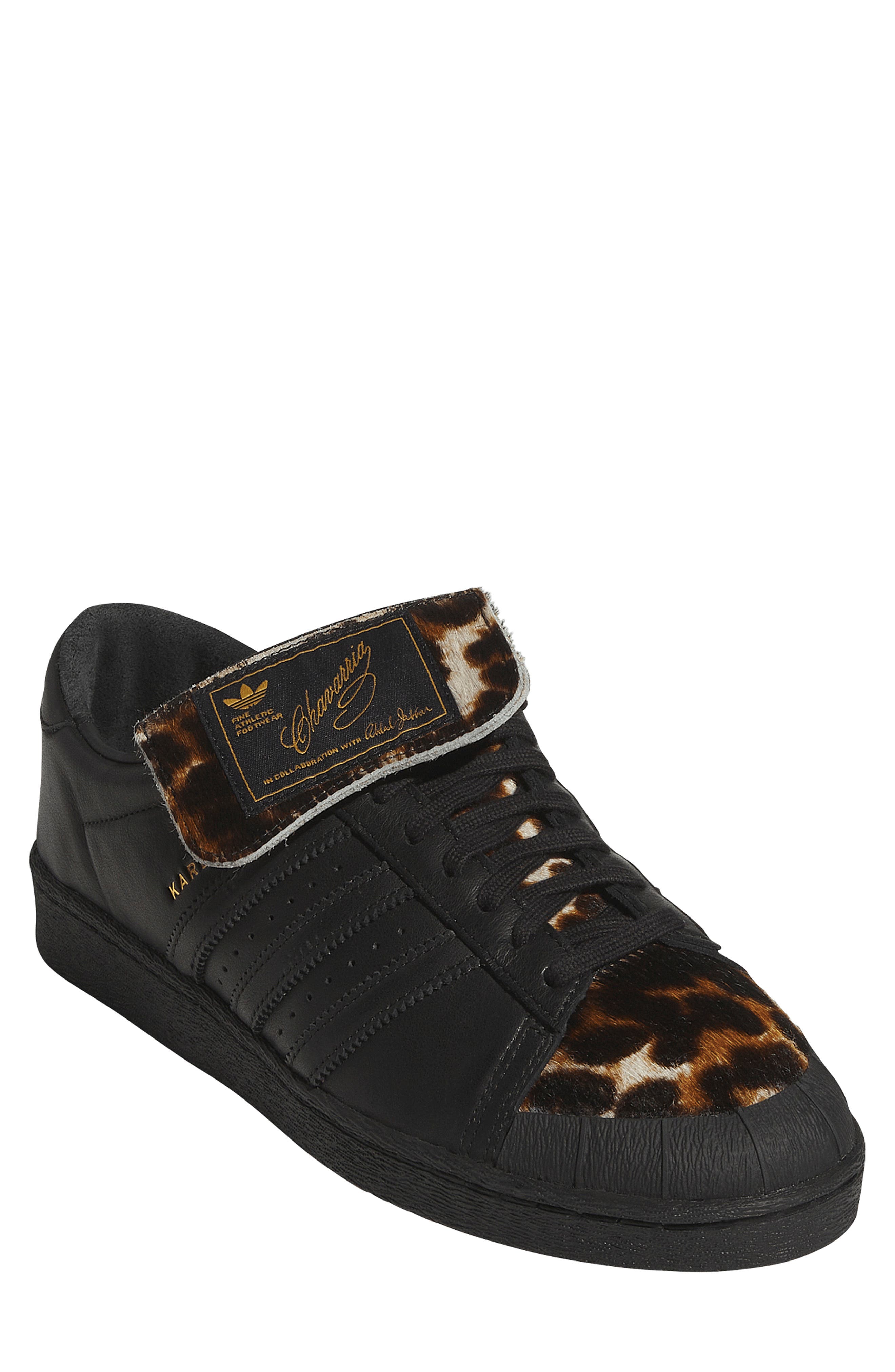 Chavarria Jabbar Low Top Sneaker, Main, color, CORE BLACK