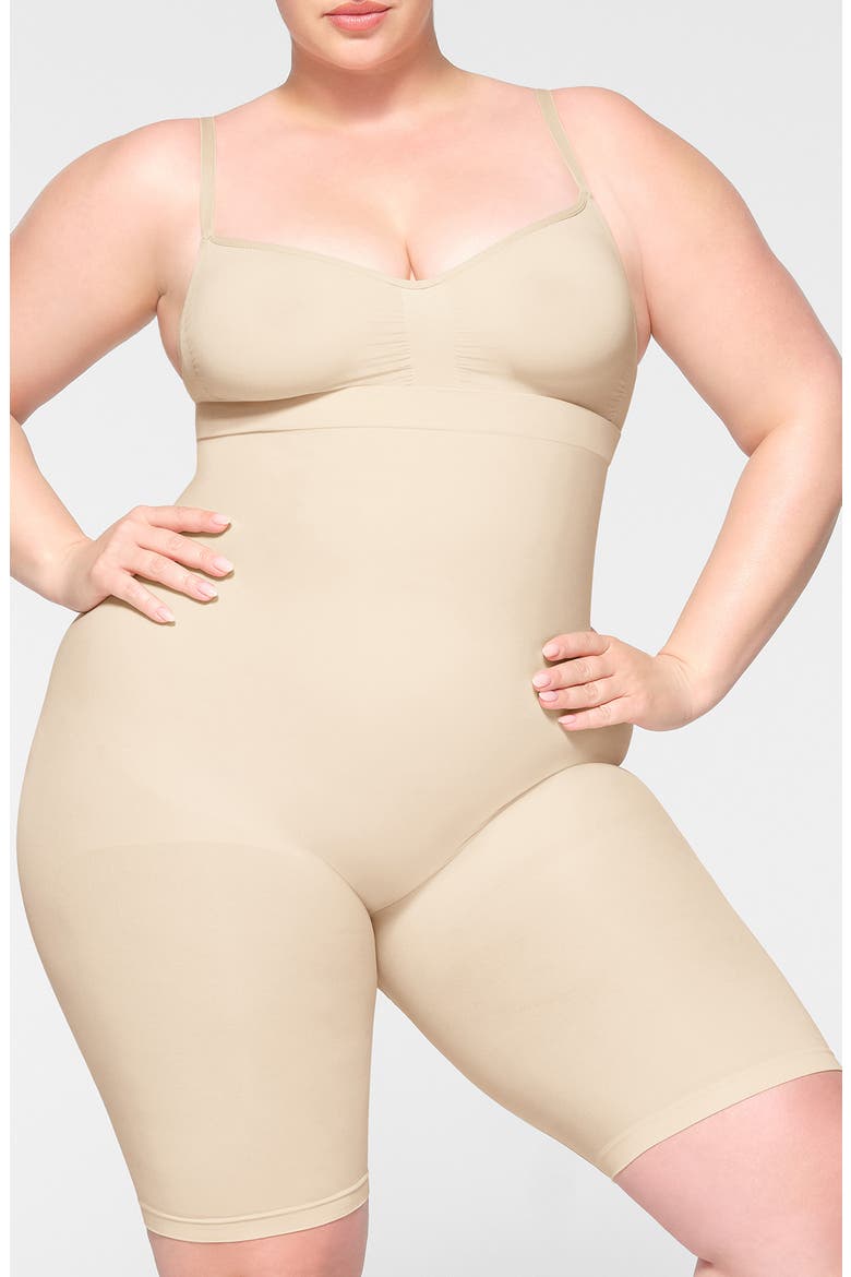 Seamless Sculpt High Waist Shorts, Main, color, SAND